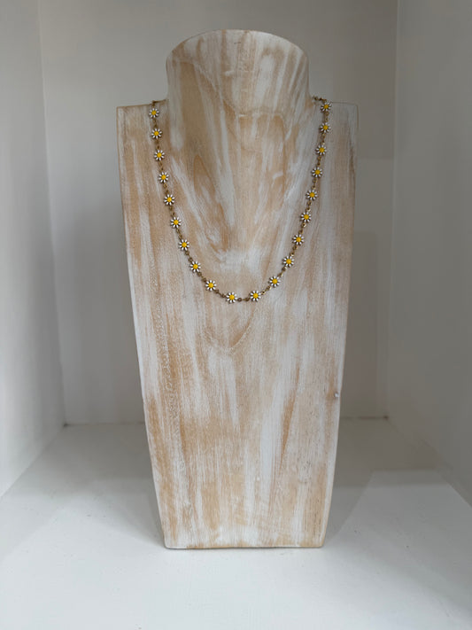 Daisy necklace