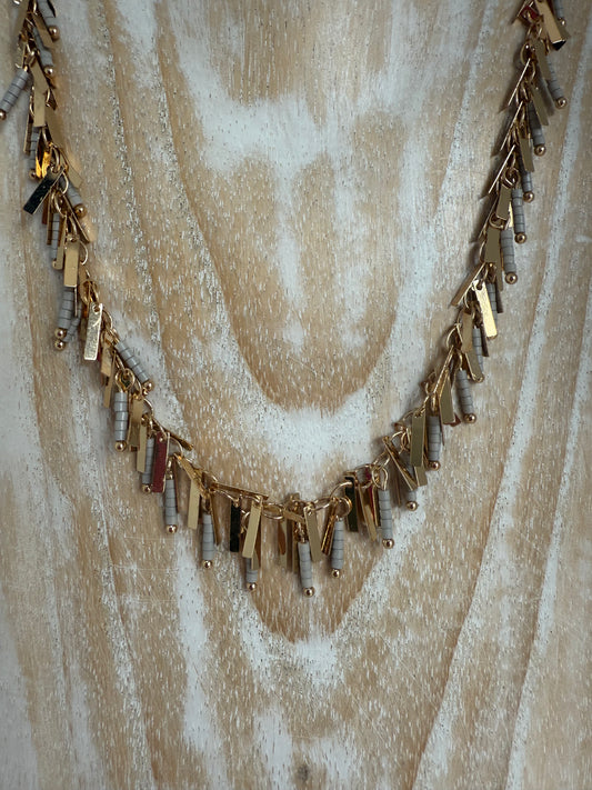 Fringe necklace